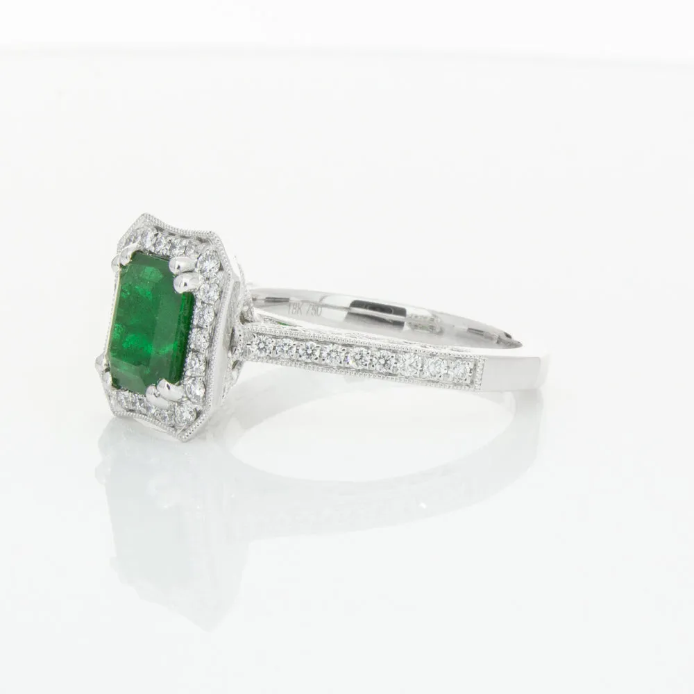 18ct White Gold Emerald & Diamond Ring